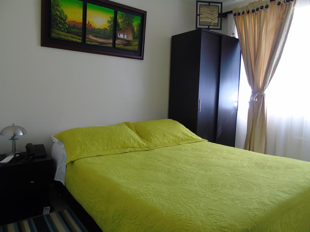 Hotel Casa Santa Isabel Bogotá Quarto foto